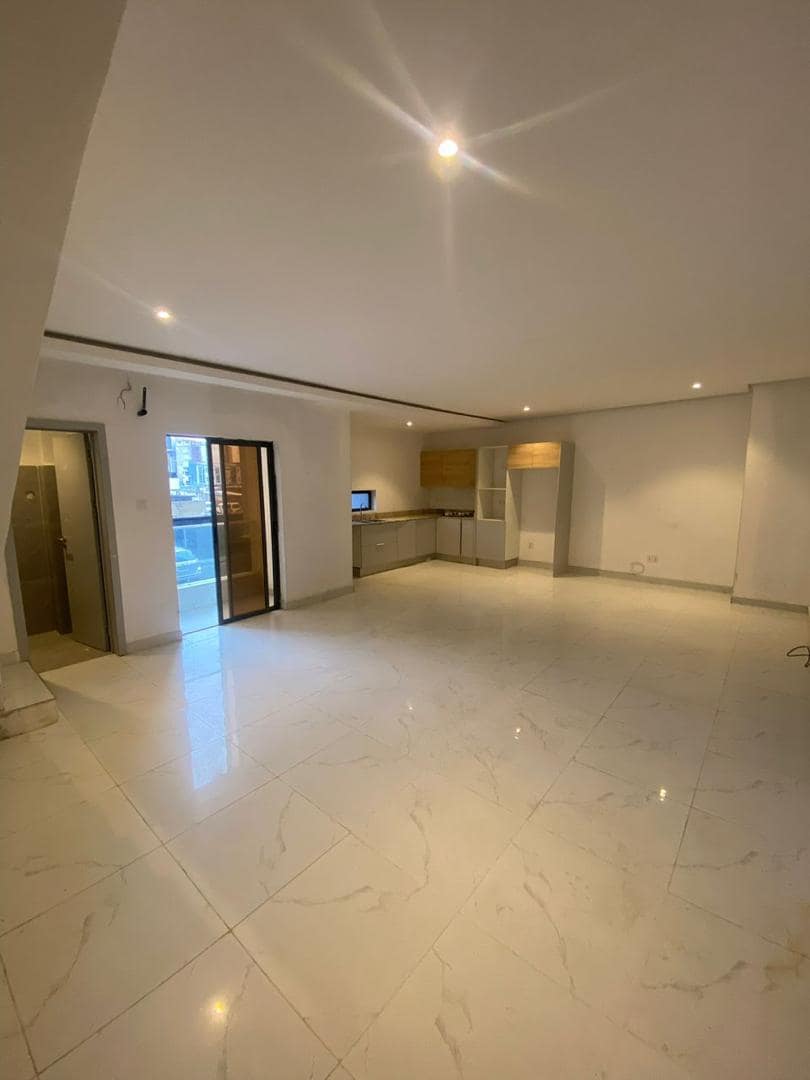 WhatsApp Image 2025-12-15 at 08.39.40 (1)